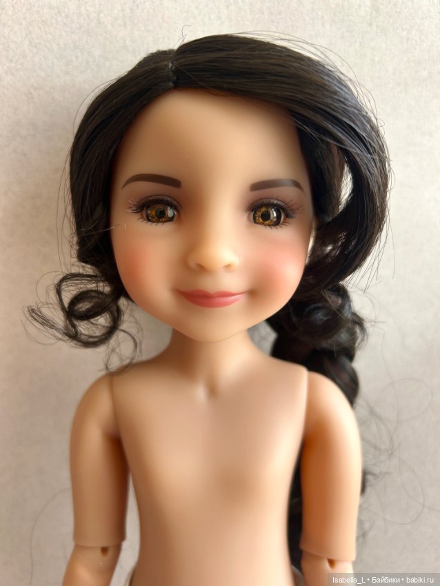 Очаровательная Фрейда Ruby Red