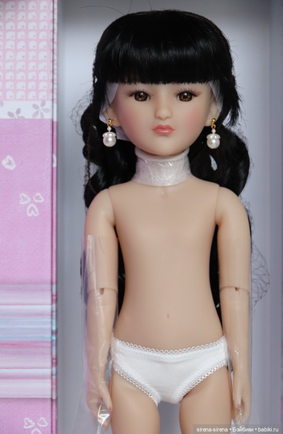 Кики от Руби Ред, Kiki Ruby Red (фото 3)