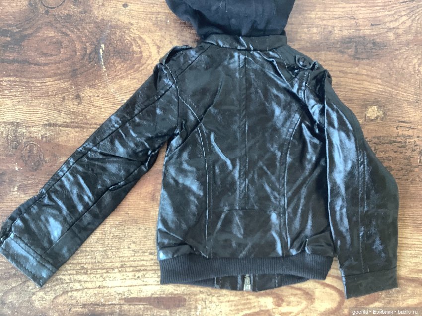 Кожанка с трикотажным капюшоном на парня бжд SD