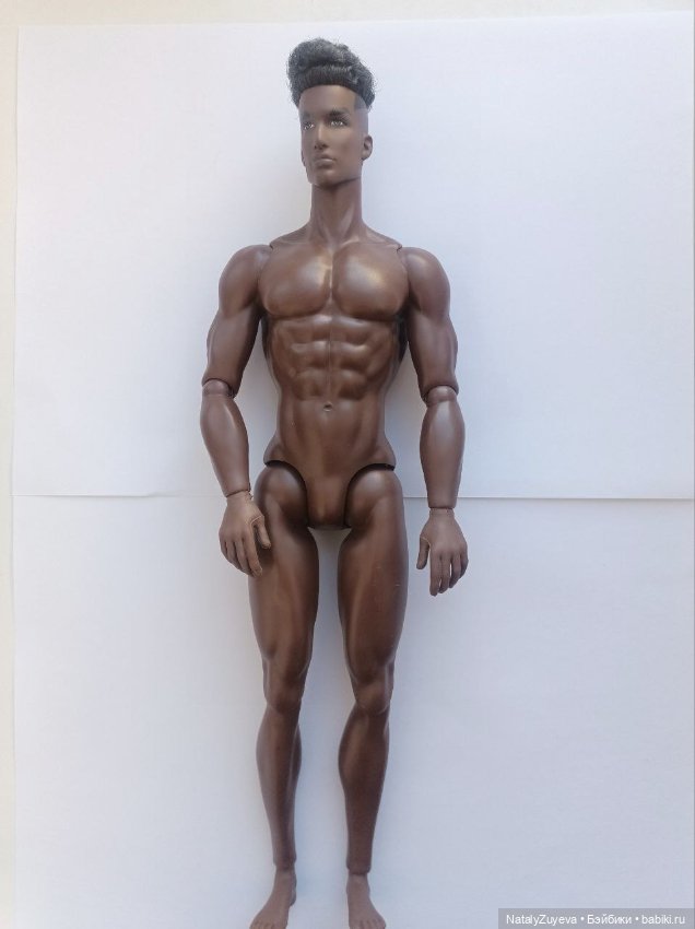 Темнокожий мускулистый Adonis David от Mizi dolls (фото 5)