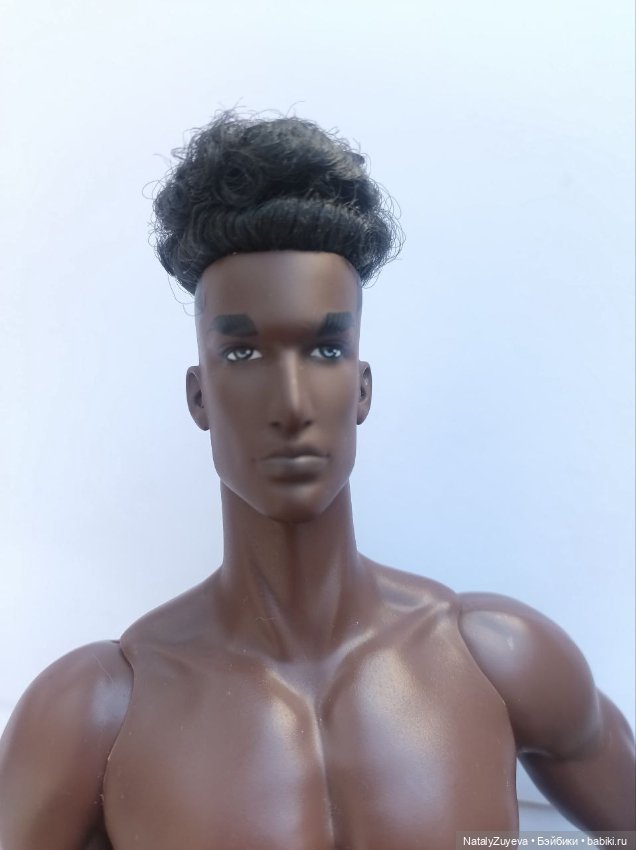 Темнокожий мускулистый Adonis David от Mizi dolls