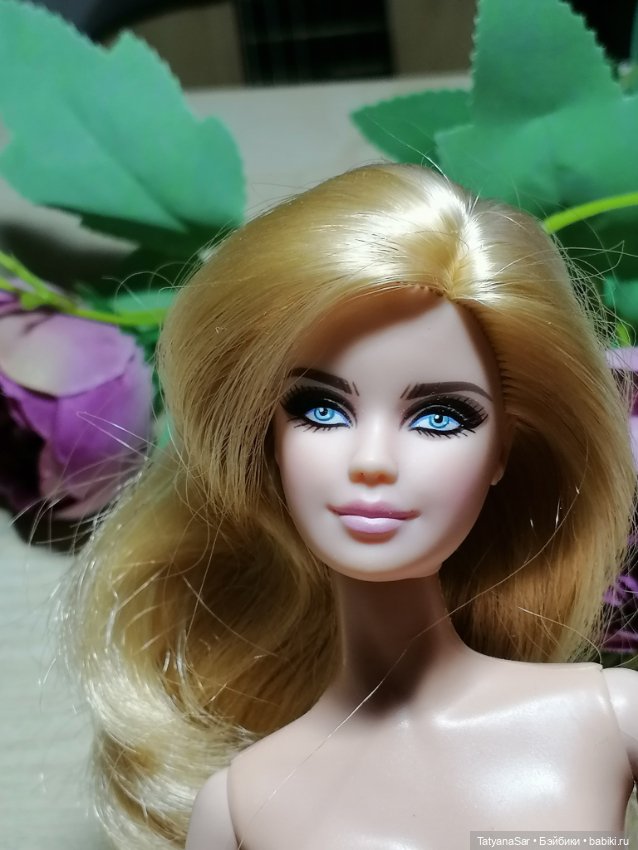 Барби Россыпь бриллиантов. Barbie beaded Gown (фото 9)