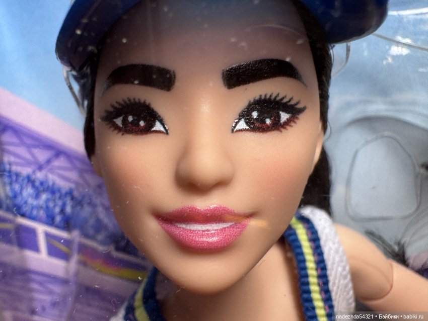 Барби "Безграничные движения" теннисистка (фото 7)