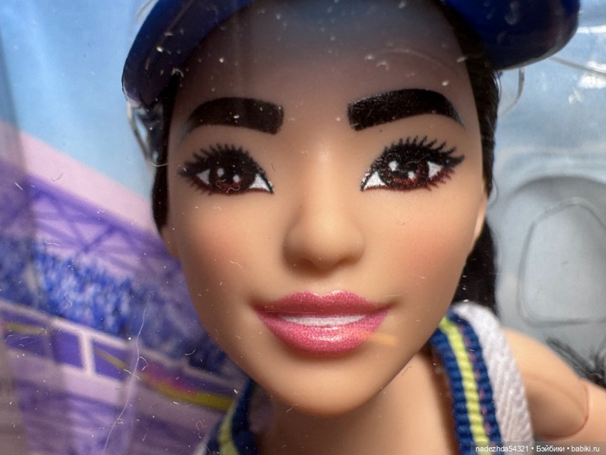 Барби "Безграничные движения" теннисистка (фото 4)