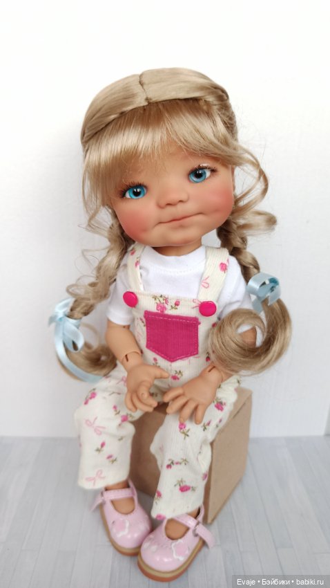 Парики 8-9" - Французские длинные косы, три цвета. Подходят Meadow dolls 28 см, Wichtel (Вихтель) (фото 8)