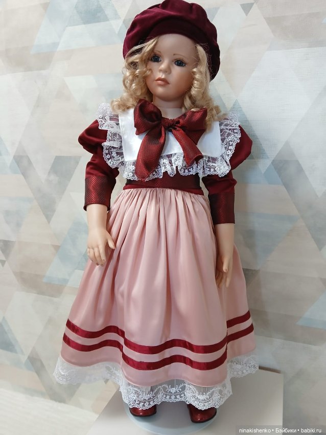 Нарядное платье для большой куклы (фото 3)