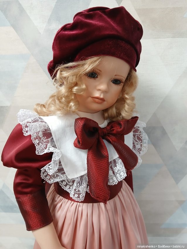 Нарядное платье для большой куклы (фото 7)