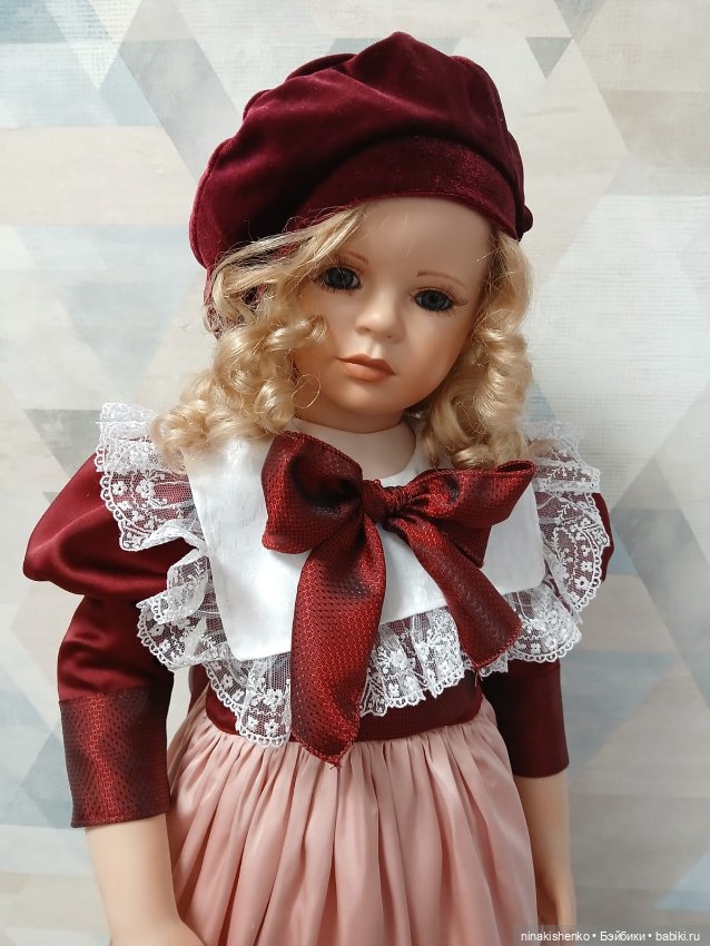 Нарядное платье для большой куклы (фото 2)