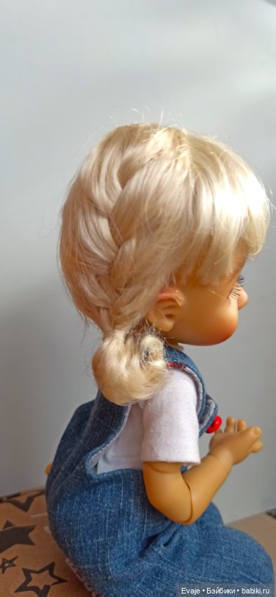 Парики 8-9" - Французские косички, 7 цветов. На Meadow dolls 28 см, Руби Ред 37 см, Wichtel