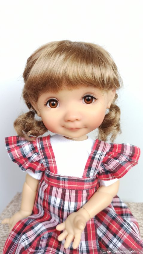 Парики 8-9" - Французские косички, 7 цветов. На Meadow dolls 28 см, Руби Ред 37 см, Wichtel (фото 6)