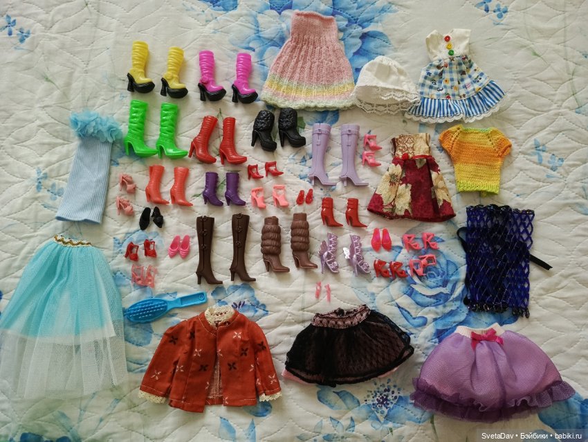 Туфли на кукол Тоннер, Барби, Синди, бигуди, наряды, шарфы и другое (фото 6)