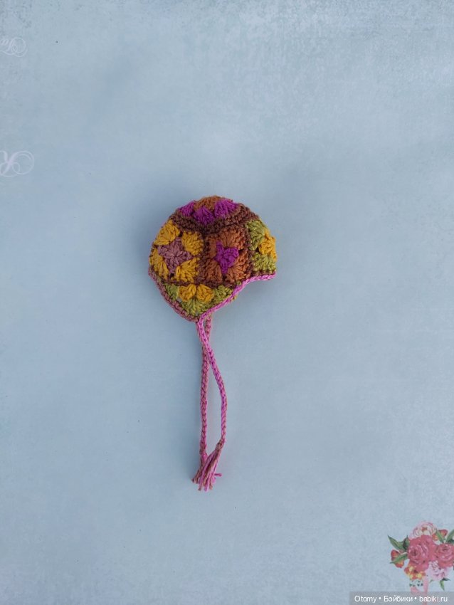 Шапочки, береты, шляпки для кукол