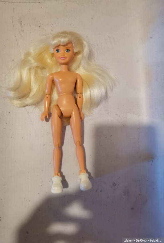 Стейси шарнирная — Игровые куклы (фото 3)