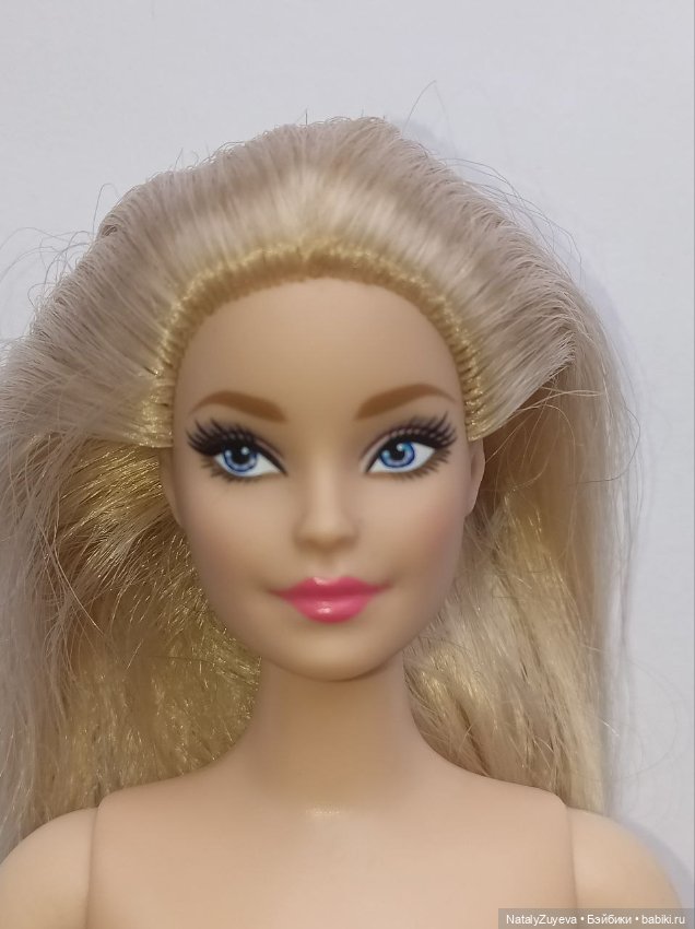 Гибрид головы Barbie Pink Collection 2021 на йоготеле