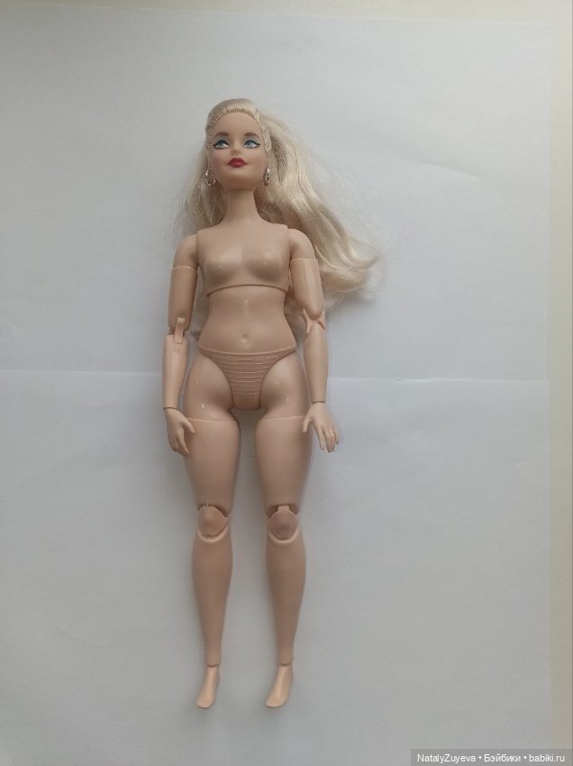 Гибрид головы Барби 60 Anniversary на йоготеле (фото 2)