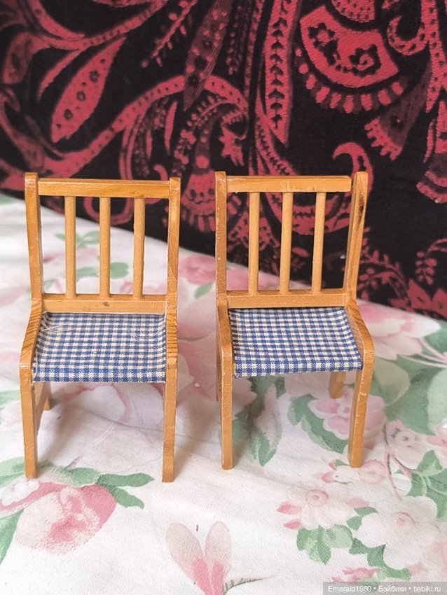 Два деревянных стула ГДР — Кукольная мебель