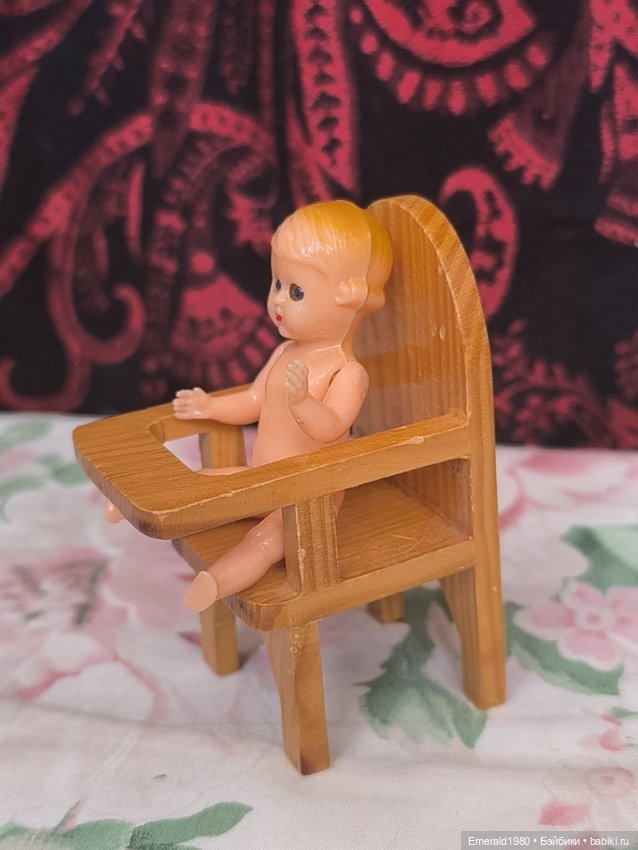 Деревянный стульчик ГДР — Кукольная мебель