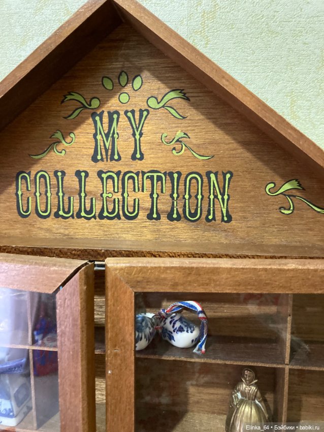 Шкаф - витрина для миниатюр, винтаж (фото 2)