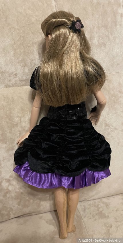 Metro Ellowyne (Жительница столицы Элловайн) (фото 2)