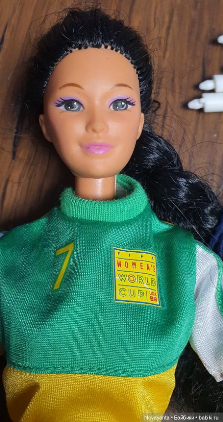 Продам винтажную Barbie футболистку 1999 Молд Кира