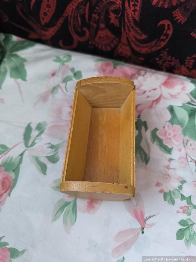 Деревянная кроватка ГДР — Кукольная мебель (фото 5)