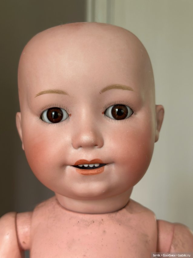 Чудесный позитивный мальчишка от Goebel