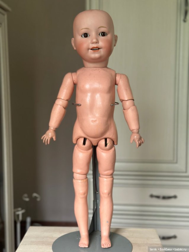 Чудесный позитивный мальчишка от Goebel (фото 10)