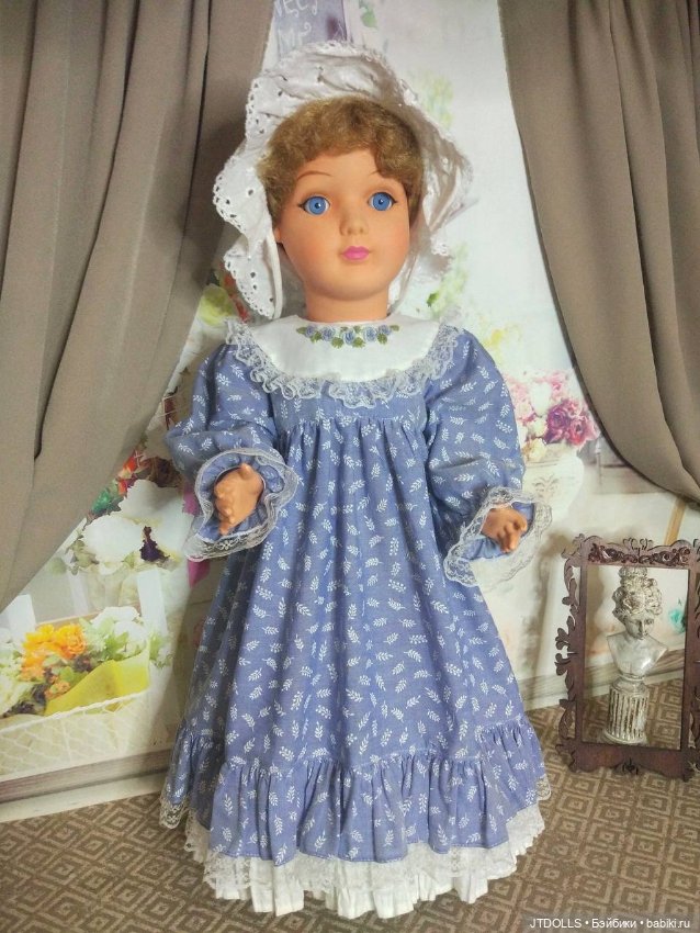 Платье для антикварной, винтажной куклы