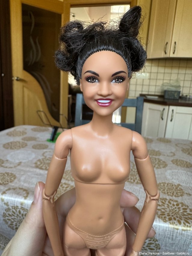 Barbie Лаура Фернандес на теле мтм (фото 9)