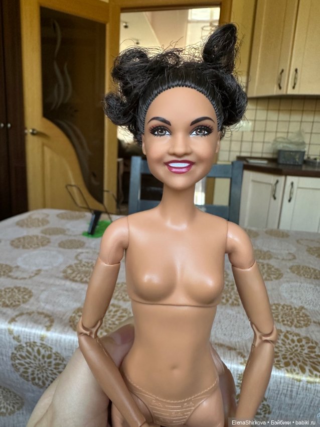 Barbie Лаура Фернандес на теле мтм (фото 10)