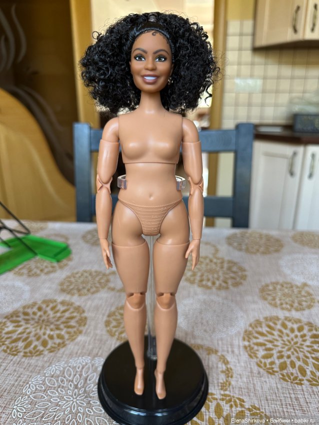 Barbie Яра Шахиди на теле пышки мтм (фото 2)