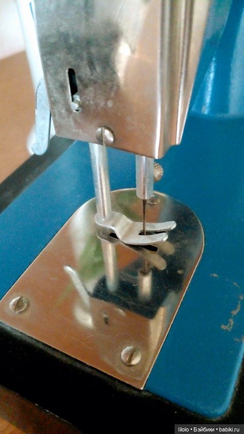 Винтажная швейная машинка для ваших малышек (фото 4)