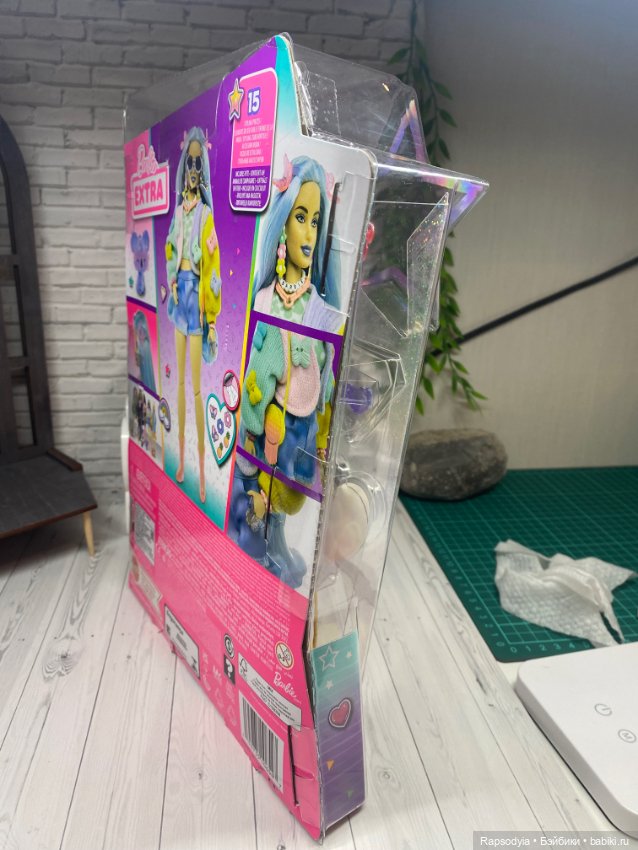 Барби экстра с лавандовыми волосами (фото 5)