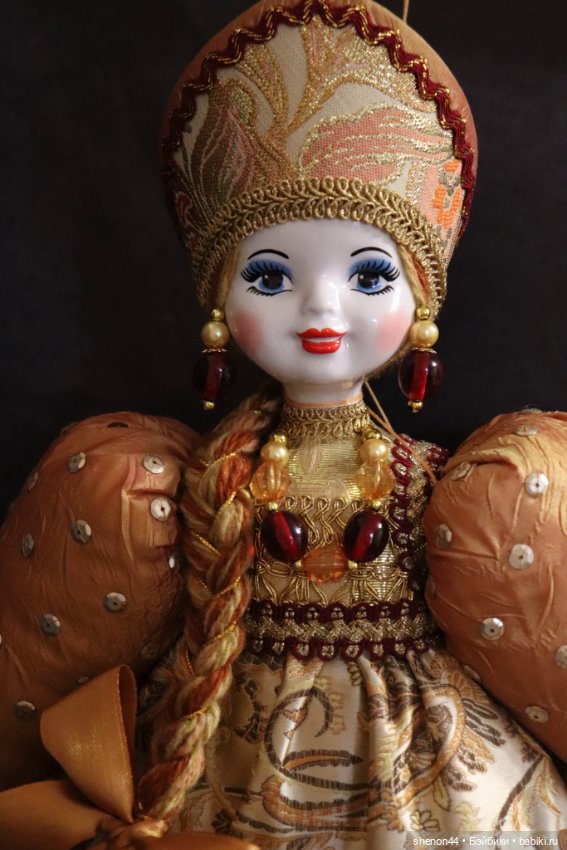 Русская красавица — Фарфоровые куклы (фото 2)