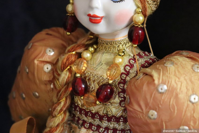 Русская красавица — Фарфоровые куклы (фото 4)