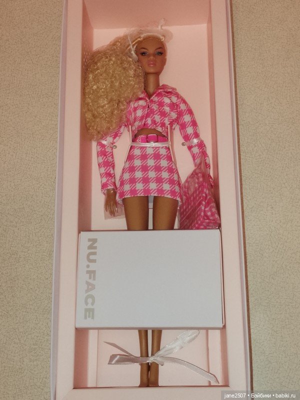 Fashion royalty Integrity toys Nu Face Nadja Print It Pink NRFB