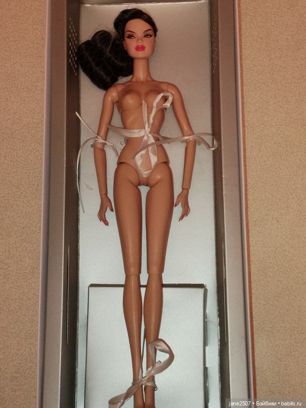 Fashion royalty Integrity toys Veronique Little Vintage Ensemble NUDE MIB