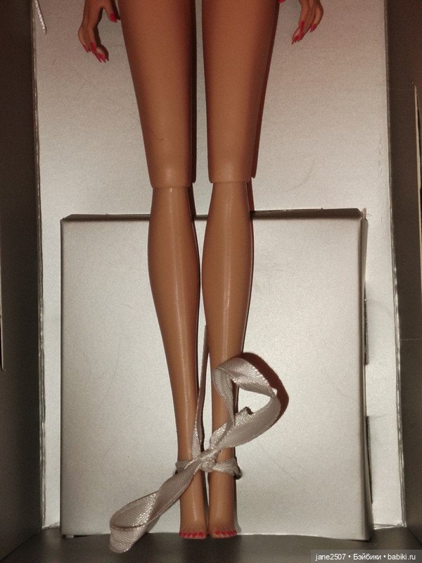 Fashion royalty Integrity toys Veronique Little Vintage Ensemble NUDE MIB (фото 2)