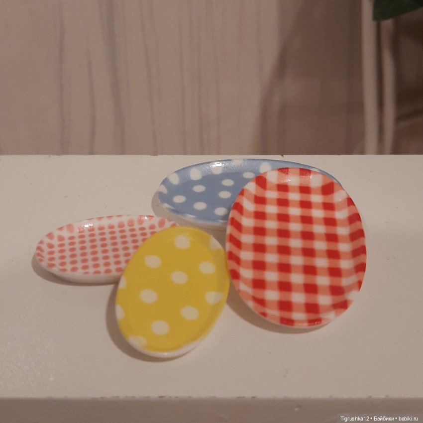 Набор тарелок — Миниатюра для кукол (фото 2)