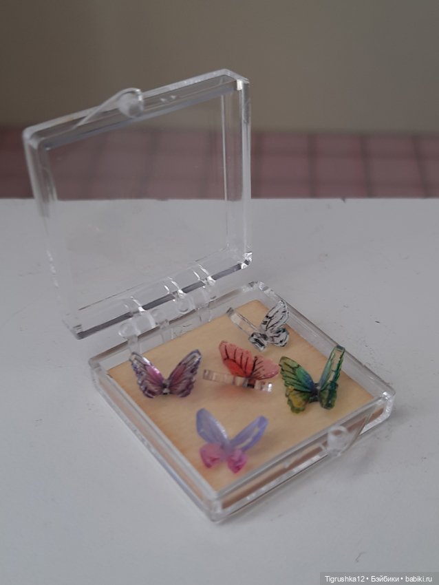 Коллекция бабочек — Миниатюра для кукол (фото 3)