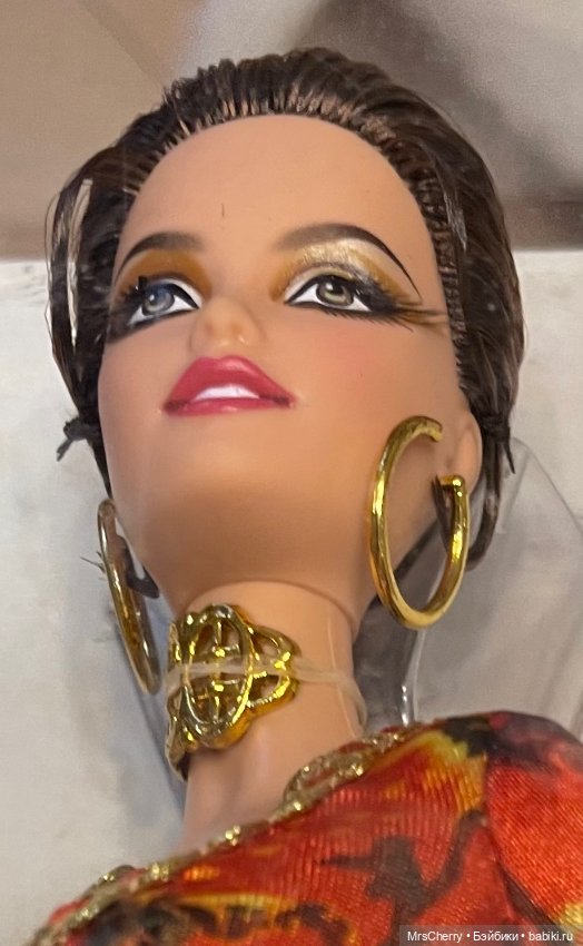 Барби Солитер из серии 'Девушки Бонда' / Solitaire Barbie- Live and Let Die (фото 10)