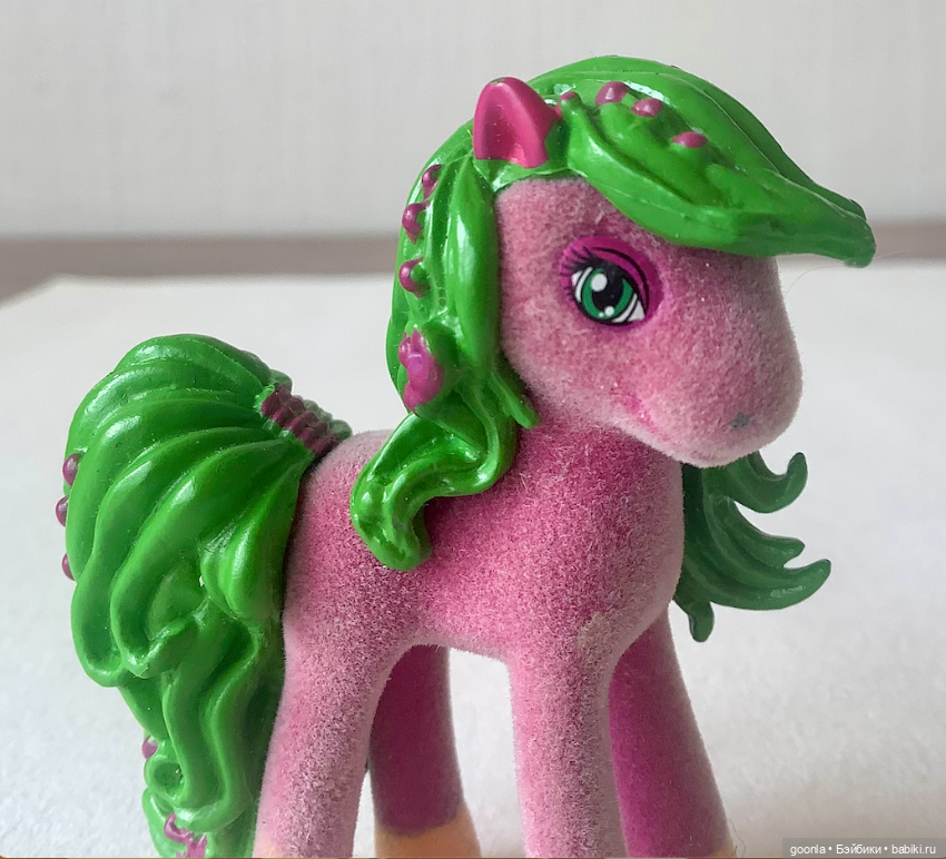 Компания пони одним лотом (фото 4)