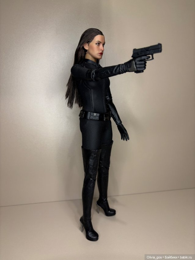 Женщина кошка экшен фигурка (фото 3)