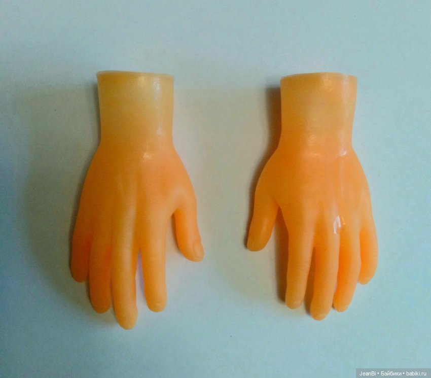 Лот кистей рук для куклы — Тела и головы для кукол (фото 3)
