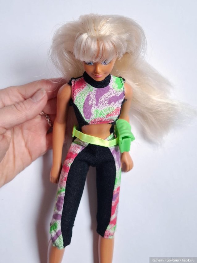 Кукла Синди, Sindy and Her Fun Bike (фото 6)