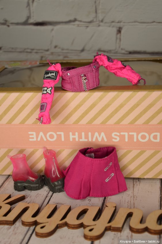 Новый аут Пинки Rainbow High (Shadow High) новый (фото 3)