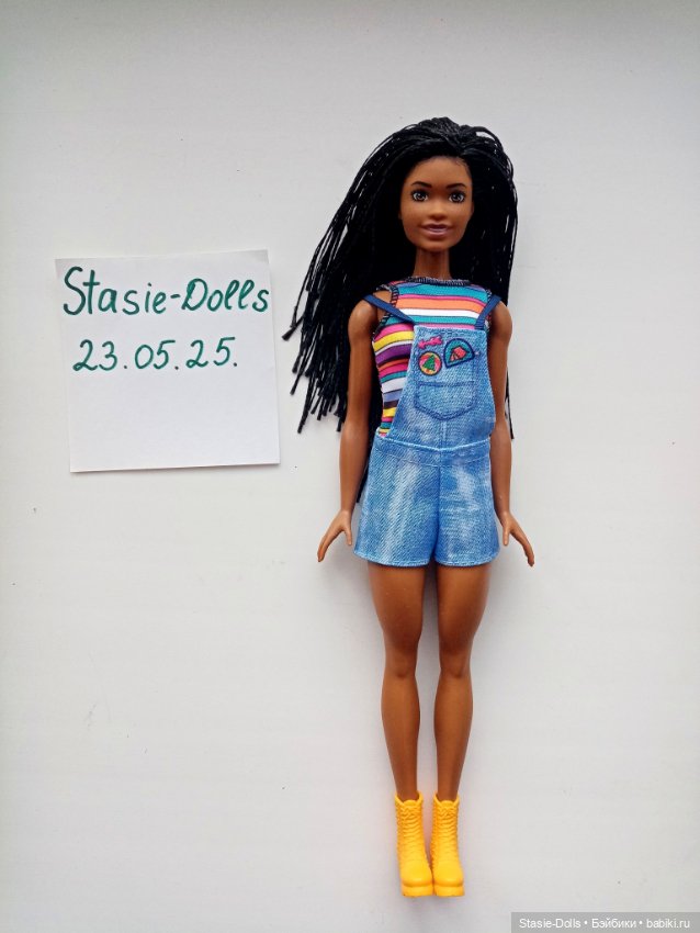 Барби Бруклин с аксессуарами (фото 2)
