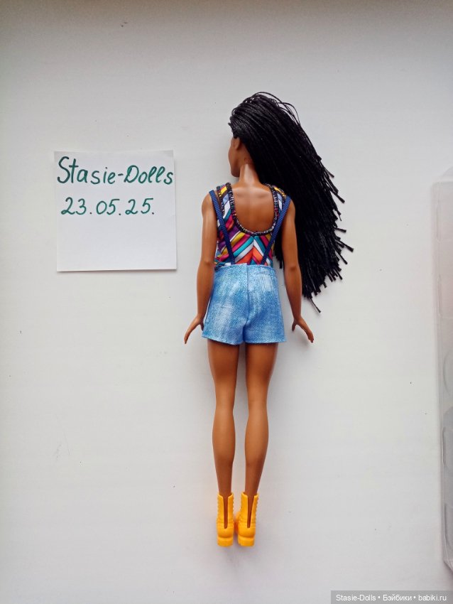Барби Бруклин с аксессуарами (фото 4)