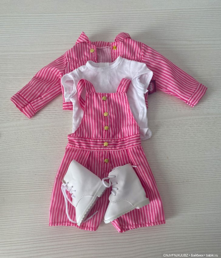 Лот одежды и обуви для Готц