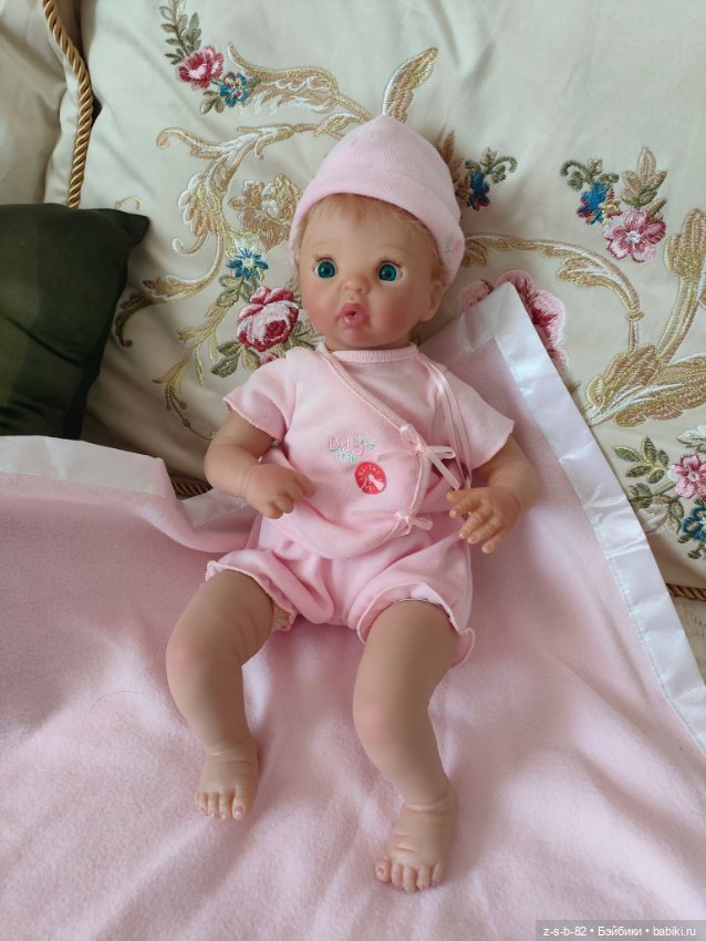 Нежнейшая интерактивная зефирка Эштон Дрейк